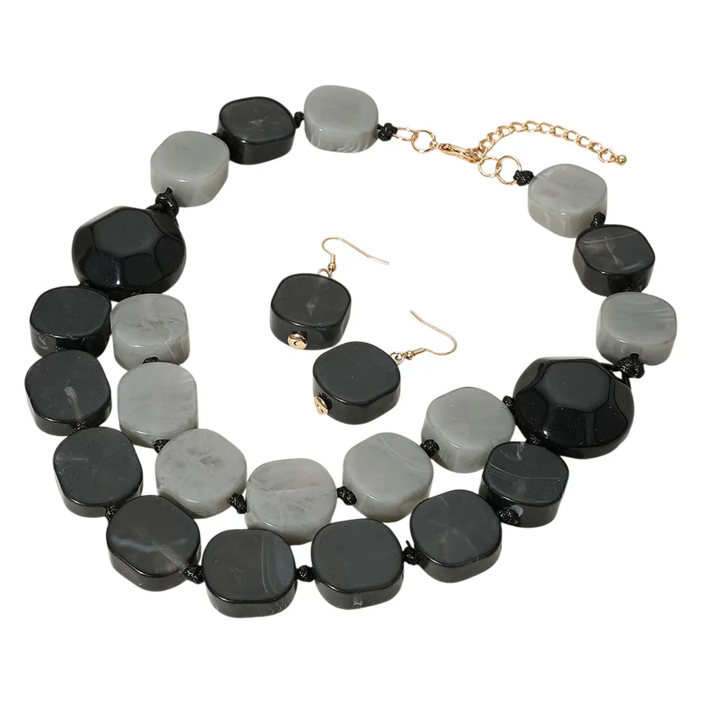 iLLASPARKZ Chunky Resin Pebble Beaded Statement Necklace