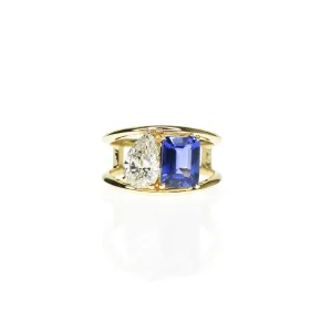 Moi Et Toi ring with Diamond and Tanzanite Moi Et Toi ring with Diamond and Tanzanite