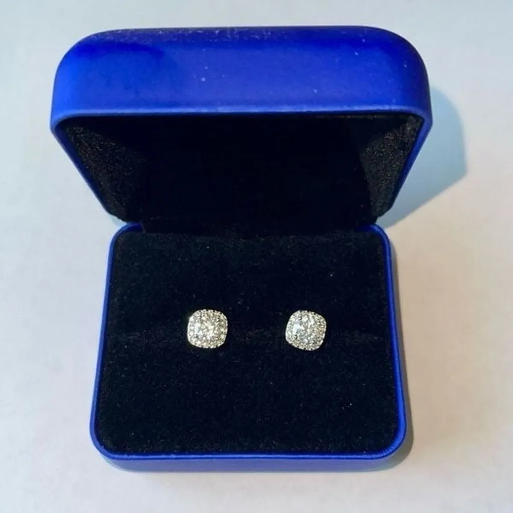 New Moissanite Stud Earrings 925 Sterling Silver