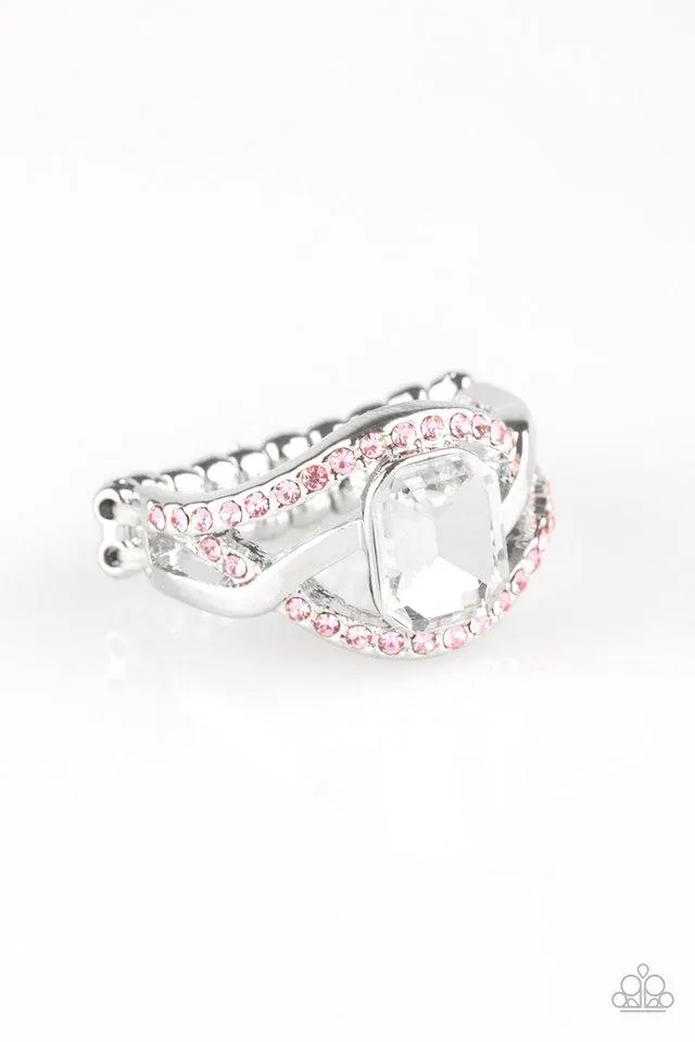 Paparazzi Ring ~ BLING It On! - Pink