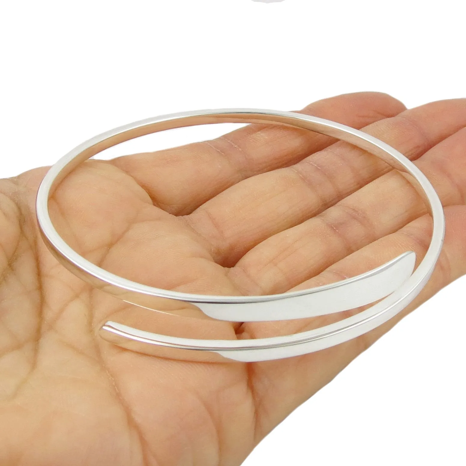 Womens Sterling Silver Open Bangle